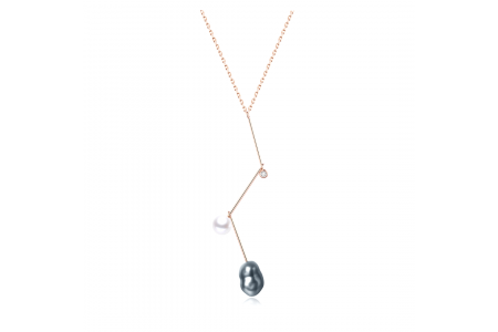 Shades Of Grey | 18K Rose Gold Pearls and Diamonds Necklace